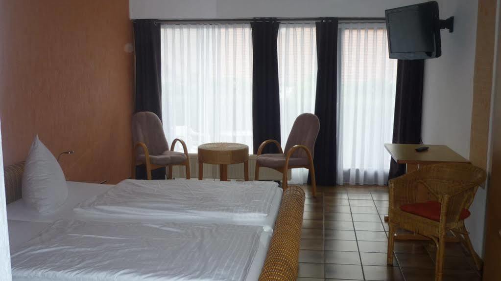 Hotel Forsthaus Alter Foerster Bad Oeynhausen Esterno foto