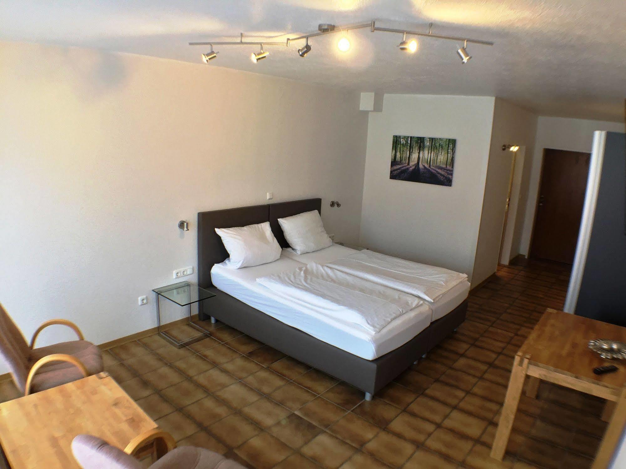 Hotel Forsthaus Alter Foerster Bad Oeynhausen Esterno foto
