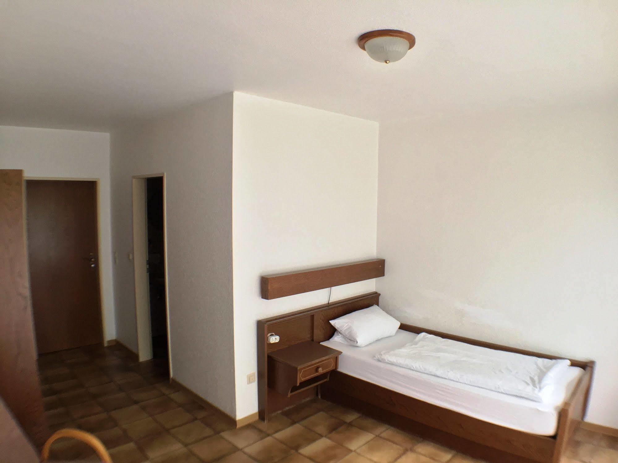 Hotel Forsthaus Alter Foerster Bad Oeynhausen Esterno foto